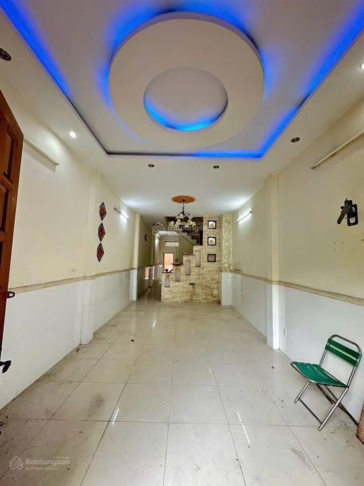 Cần tiền bán nhanh nhà tam hàtam phúthủ đức, gần bệnh viện thủ đức. 2tỷ6/85m2 đang cho thuê 20tr