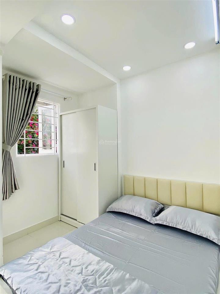 Cô tiên cần tiền bán gấp nhà hùng vươngp9q5, gần chợ an đông. dt 70m2 đang cho thuê 24tr