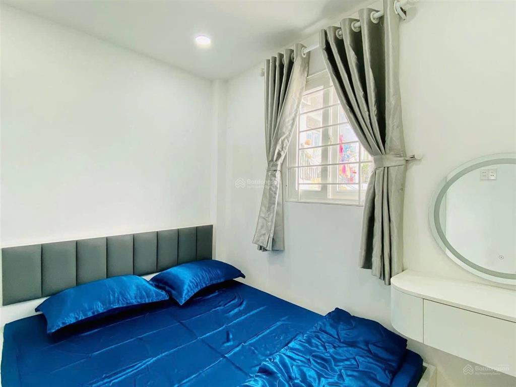 Cô tiên cần tiền bán gấp nhà hùng vươngp9q5, gần chợ an đông. dt 70m2 đang cho thuê 24tr