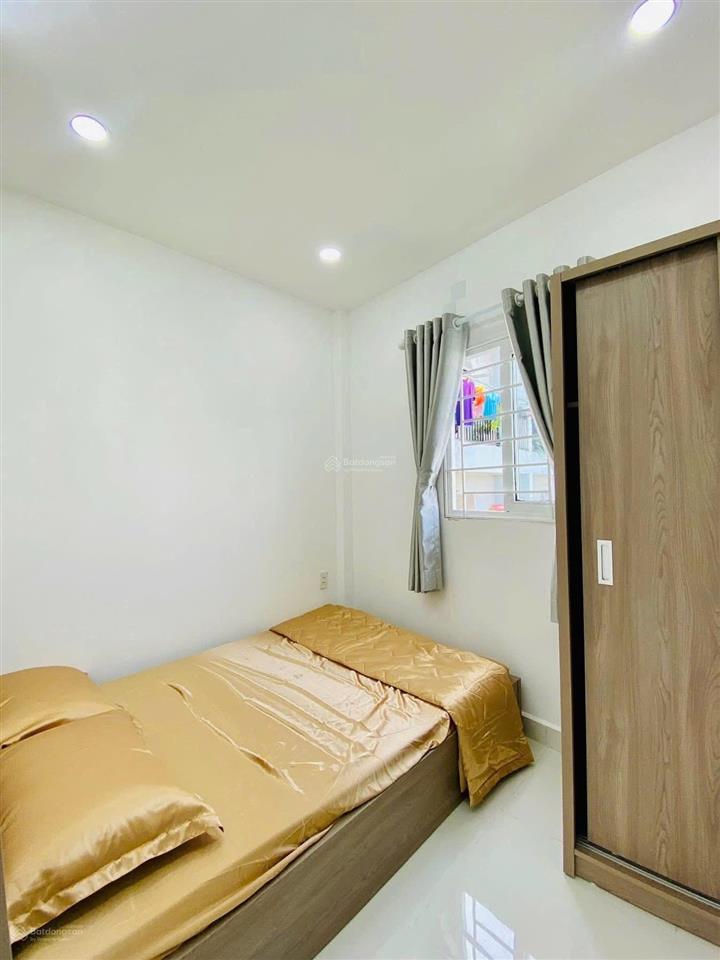 Cô tiên cần tiền bán gấp nhà hùng vươngp9q5, gần chợ an đông. dt 70m2 đang cho thuê 24tr