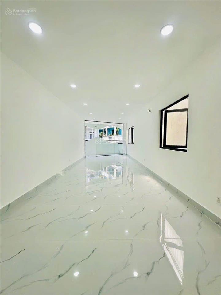 Bán gấp nhà 89m2 giá 2tỷ950 đang cho thuê 22tr, đường số 23thủ đức, gần chung cư hiệp bình chánh.