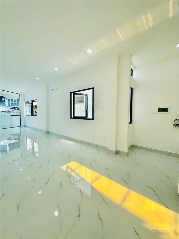 Bán gấp nhà 89m2 giá 2tỷ950 đang cho thuê 22tr, đường số 23thủ đức, gần chung cư hiệp bình chánh.