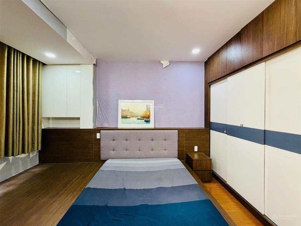Cô ý bán nhà quốc lộ 13hiệp bình chánhthủ đức gần chợ bình triệu. 2tỷ1 dt 70m2 đang cho thuê 15tr