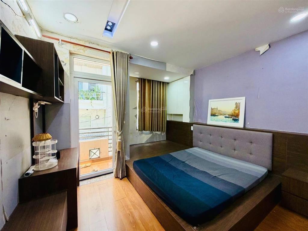 Cô ý bán nhà quốc lộ 13hiệp bình chánhthủ đức gần chợ bình triệu. 2tỷ1 dt 70m2 đang cho thuê 15tr
