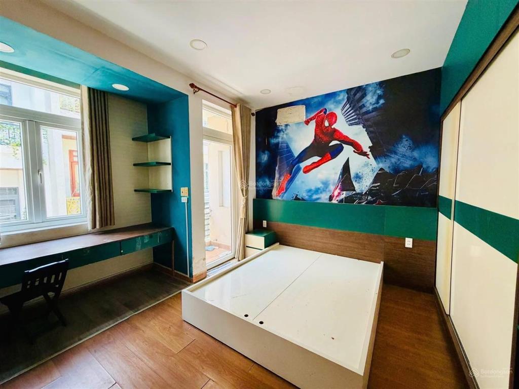 Cô ý bán nhà quốc lộ 13hiệp bình chánhthủ đức gần chợ bình triệu. 2tỷ1 dt 70m2 đang cho thuê 15tr