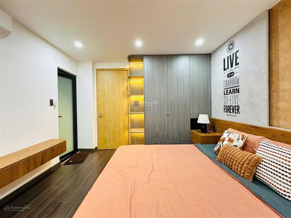 Cô mỹ đi định cư bán nhà nguyễn dubến nghéq1, gần dinh độc lập. 5tỷ600/80m2 đang cho thuê 29tr/th