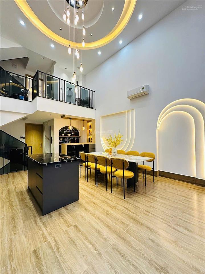 Cô mỹ đi định cư bán nhà nguyễn dubến nghéq1, gần dinh độc lập. 5tỷ600/80m2 đang cho thuê 29tr/th