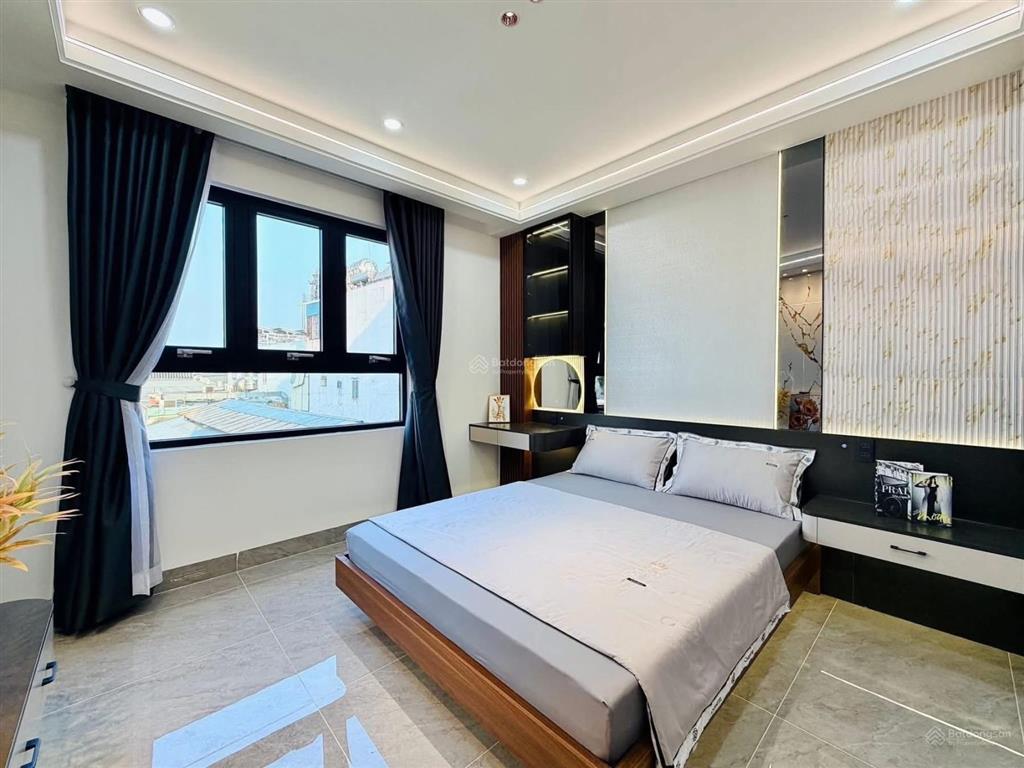 Bán nhà 2tỷ390 dt 90m2 nguyễn thị điệuphước long bq9 gần cao đẳng công thương. đang cho thuê 22tr