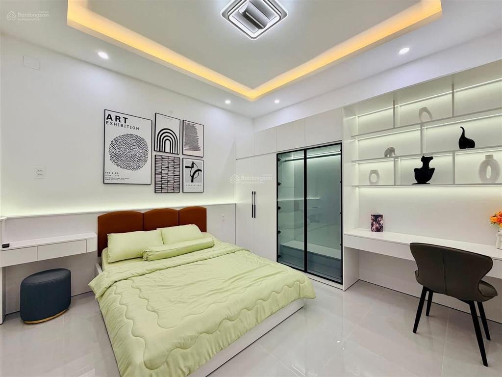 Bán nhà ngang khủng 6m dt 89m2 giá 4tỷ450. nguyễn văn mai  q3 gần chợ tân định. đang cho thuê 27tr