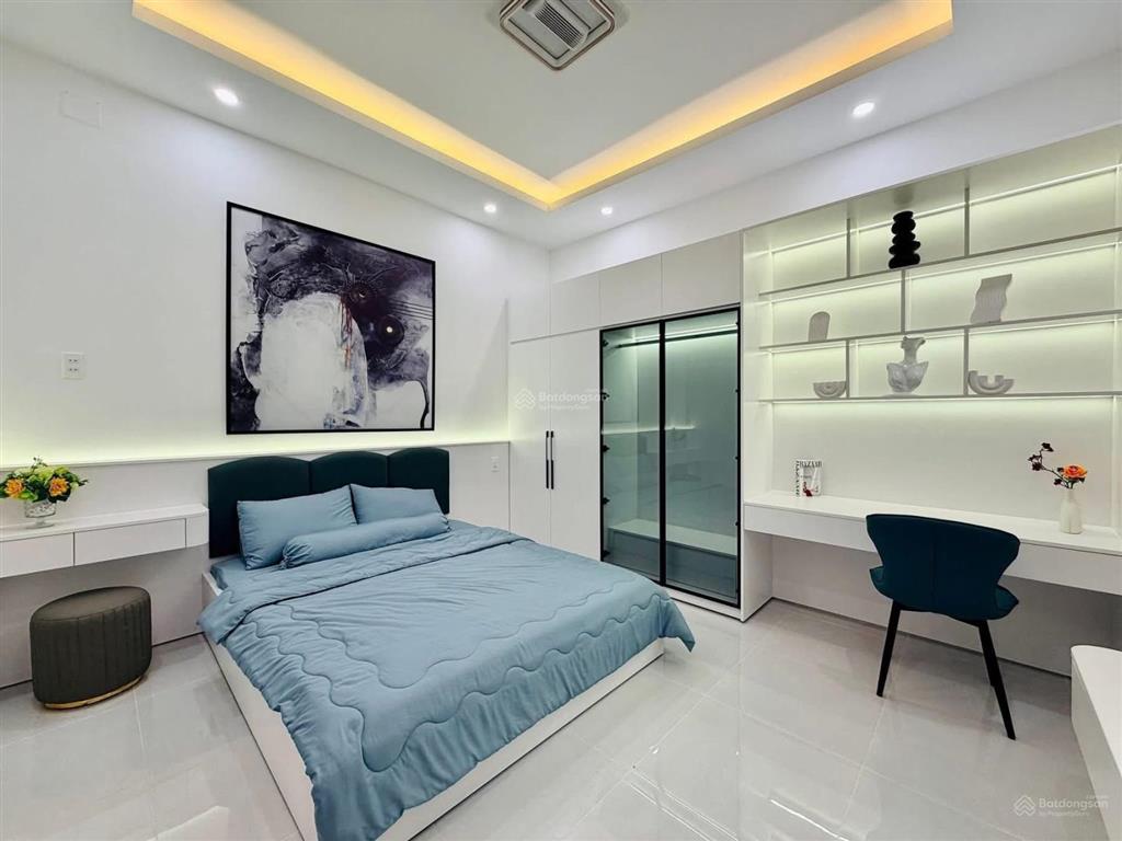 Bán nhà ngang khủng 6m dt 89m2 giá 4tỷ450. nguyễn văn mai  q3 gần chợ tân định. đang cho thuê 27tr