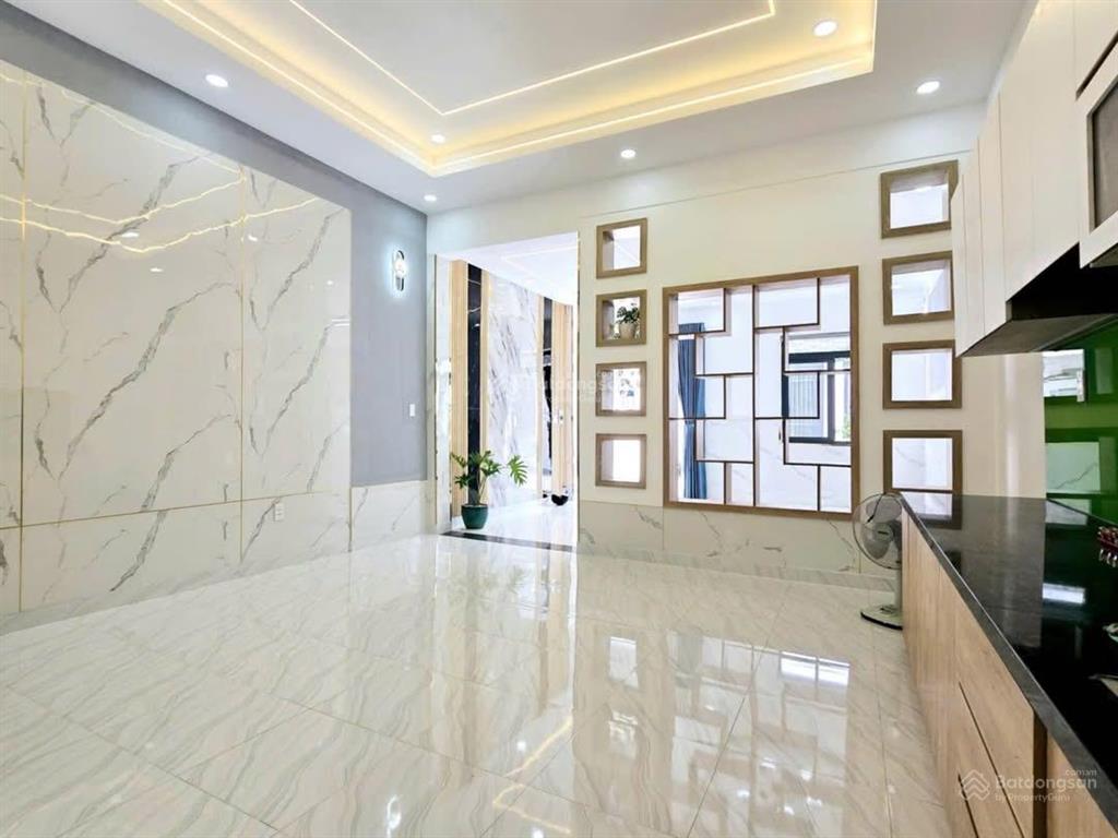 Bán nhà dt khủng 90m2  1tỷ990 ngay nam hoàphước long aq9 gần trường hồng đức, đang cho thuê 14tr