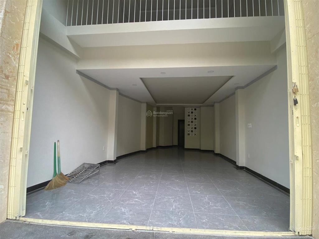 Cô tư cần bán nhà phạm ngũ lãoq1, gần công viên 23 tháng 9. giá 5tỷ790/86m2 đang cho thuê 35 triệu