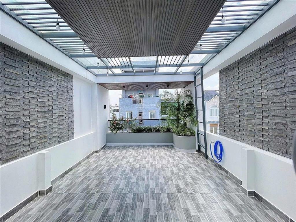 Giảm giá bán gấp nhà đình phong phúq9 gần trường tiểu học phong phú 2tỷ450/70m2 đang cho thuê 16tr