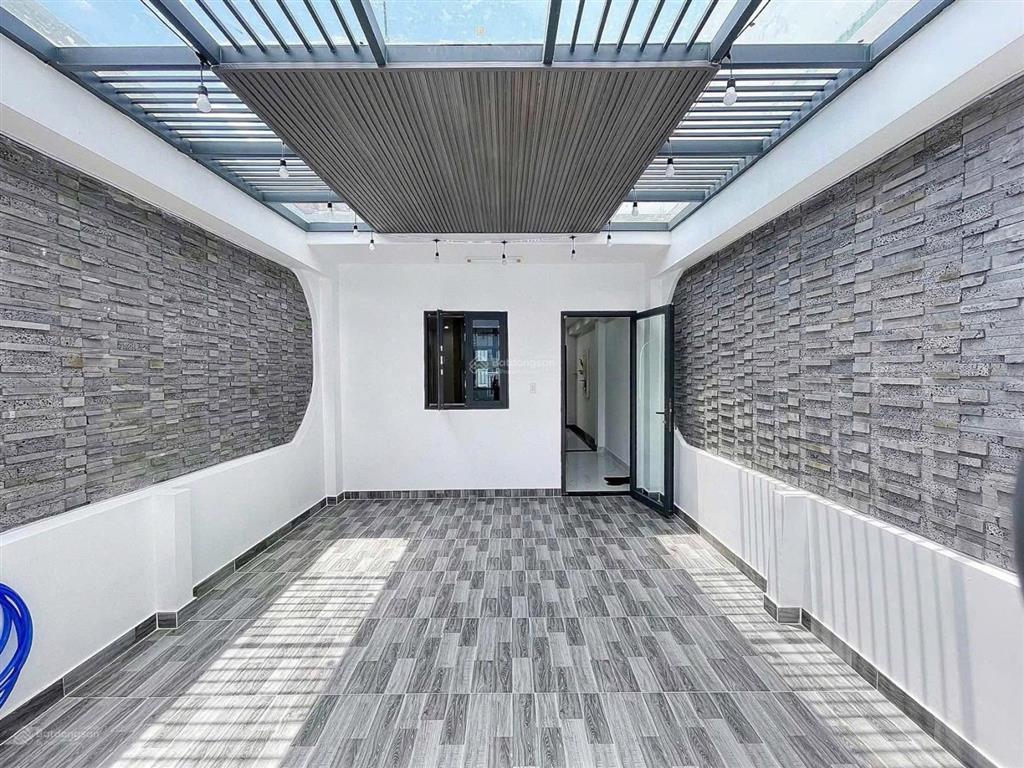 Giảm giá bán gấp nhà đình phong phúq9 gần trường tiểu học phong phú 2tỷ450/70m2 đang cho thuê 16tr