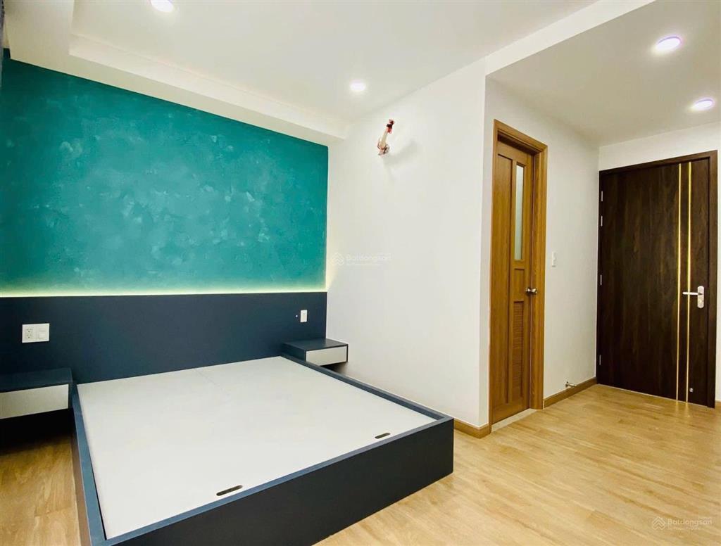 Qua tết đi định cư bán nhà tân cảngp25bình thạnh, gần cầu sài gòn. 82,6m2 đang cho thuê 25tr