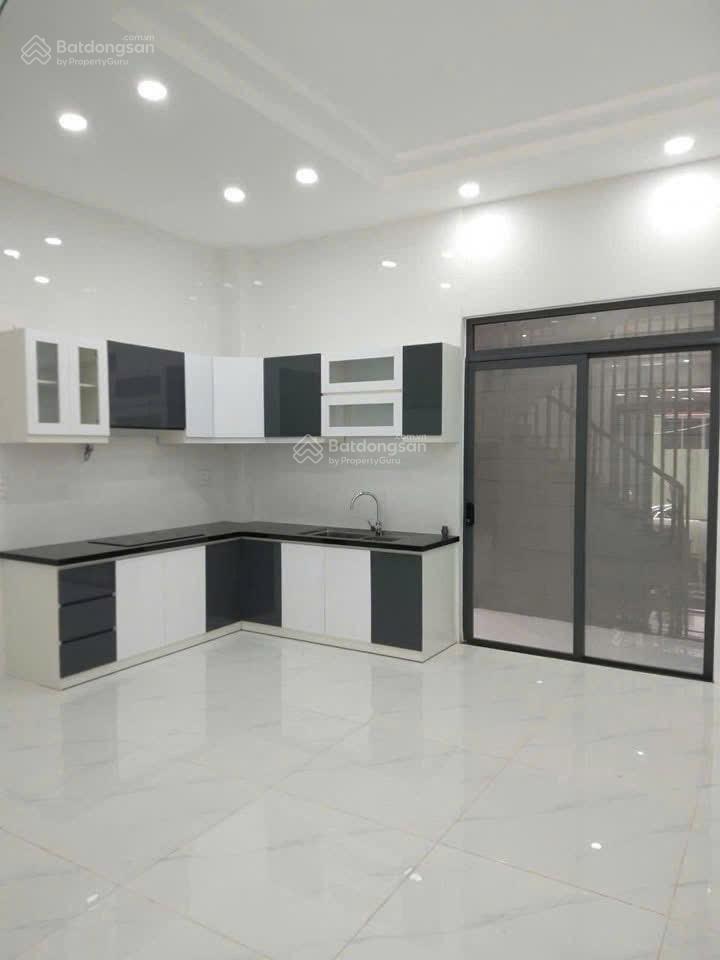 Chỉ 4tỷ1 sở hữu ngay nhà 78m2 đường bà huyện thanh quanq3 gần tiểu học kỳ đồng. đang cho thuê 27tr