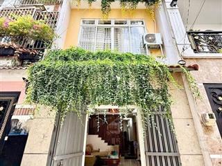 Cô lữ cần tiền giảm giá bán gấp nhà nhà bàn cờp3q3, gần chợ bàn cờ. dt 62m2 đang cho thuê 24tr