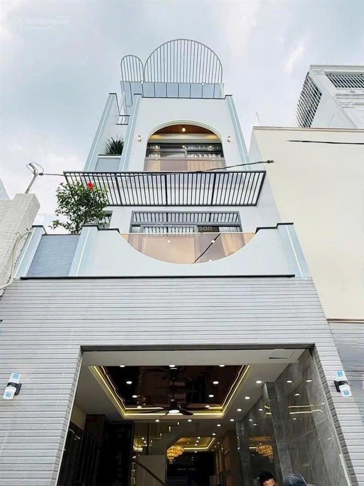 Tôi cần tiền bán nhà lê quý đôn  q3, gần coopmart nguyễn đình chiểu. 78m2 đang cho thuê 27tr