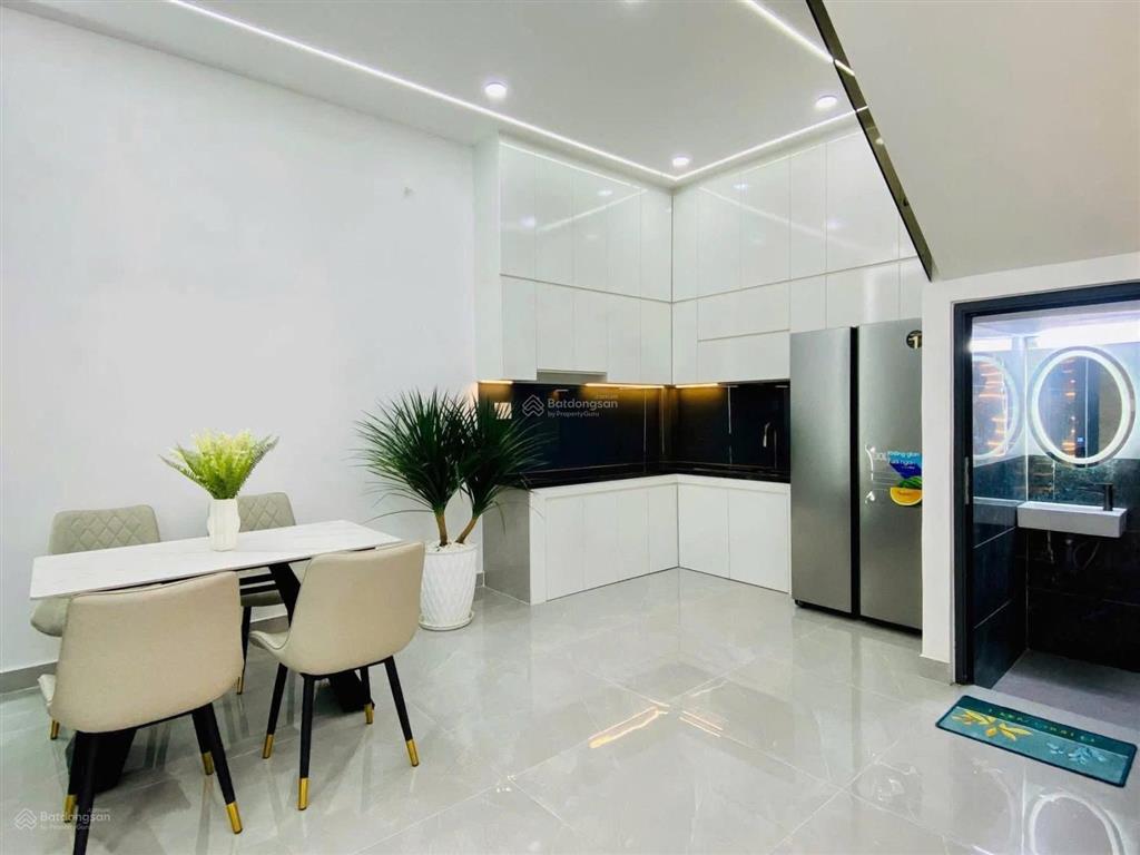 Chủ đi định cư bán nhà phan huy ônp19bình thạnh, gần chợ thị nghè. 3tỷ8  75m2 đang cho thuê 25tr