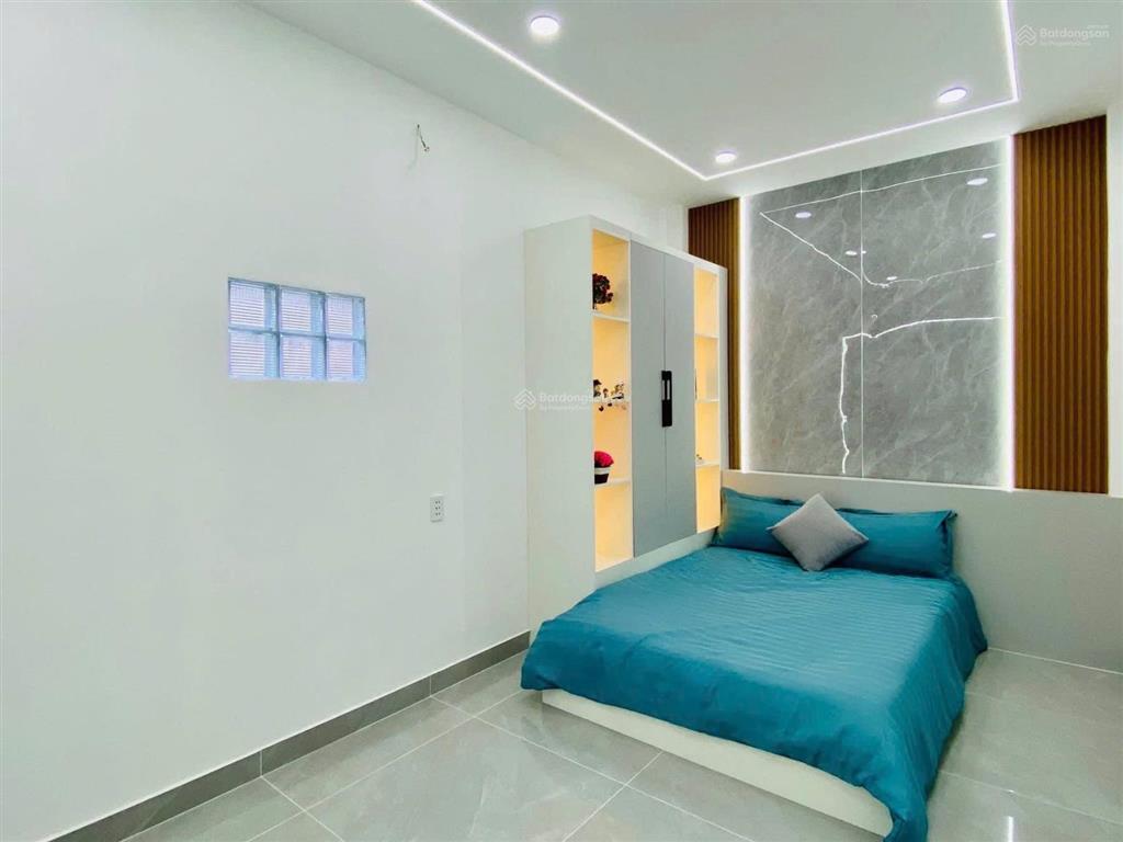 Chủ đi định cư bán nhà phan huy ônp19bình thạnh, gần chợ thị nghè. 3tỷ8  75m2 đang cho thuê 25tr