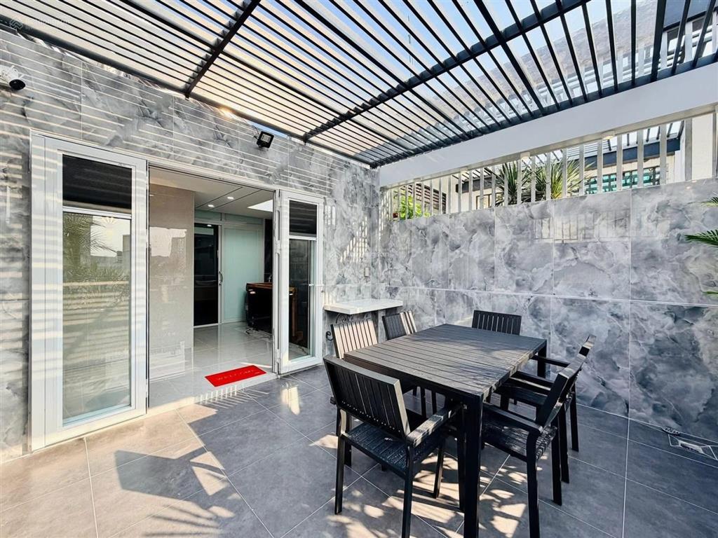 Giảm giá bán gấp nhà trần nguyên đán  q1, gần tiểu học trần quang khải. 84m2 đang cho thuê 30tr