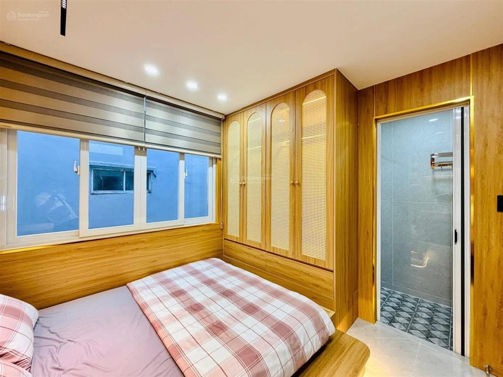 Giảm giá bán gấp nhà trần nguyên đán  q1, gần tiểu học trần quang khải. 84m2 đang cho thuê 30tr