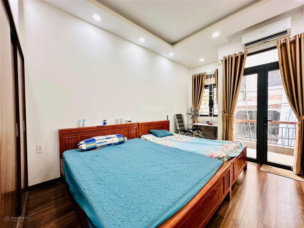 Chính chủ bán nhà cống quỳnh  phạm ngũ lão  q1, gần bệnh viện từ dũ. 71m2 đang cho thuê 25tr