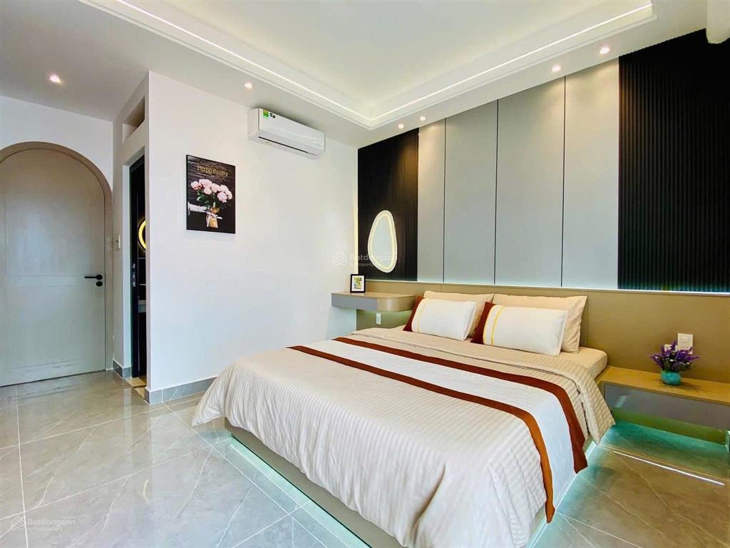 Nhà 79m2 đang cho thuê 29 triệu đường oto 8m mai thị lựu  đa kao  q1, gần đại học kinh tế
