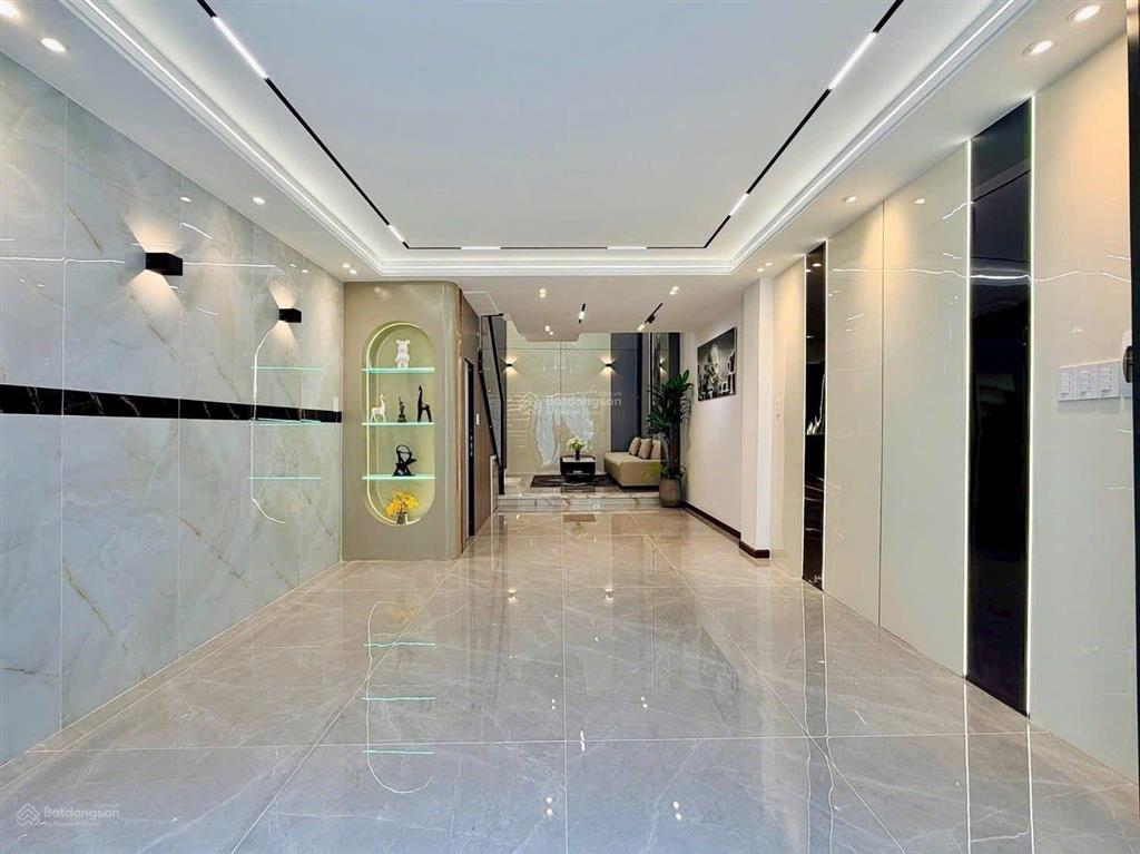 Đi định cư bán nhà nguyễn thông  võ thị sáu  q3 gần bệnh viện da liễu. dt 74m2 đang cho thuê 27tr