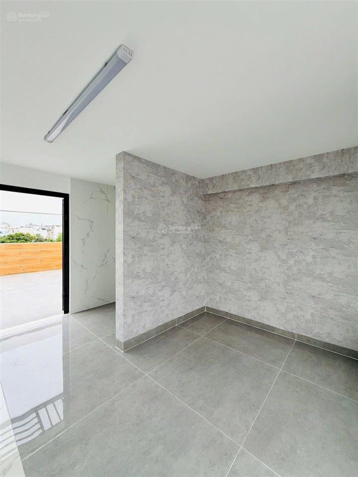 Chủ đi định cư bán nhà nguyễn văn trángq1, gần đại học hoa sen. giá 5tỷ650/79m2 đang cho thuê 27tr