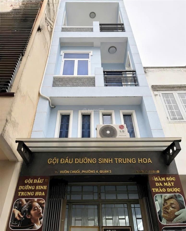 Chủ cần tiền bán gấp nhà vườn chuốip4q3, gần chợ vườn chuối. giá 3tỷ2/65m2 đang cho thuê 22tr/th