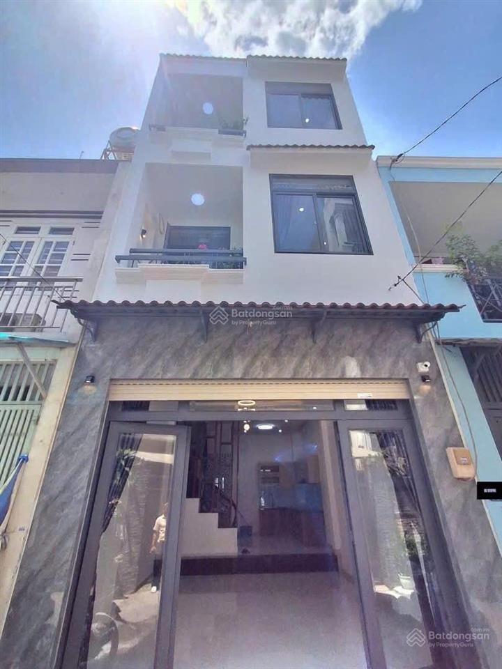 Nhà ngộp cần bán gấp cách mạng tháng támp11q3, gần chợ hoà hưng. dt 62,8m2 đang cho thuê 21tr