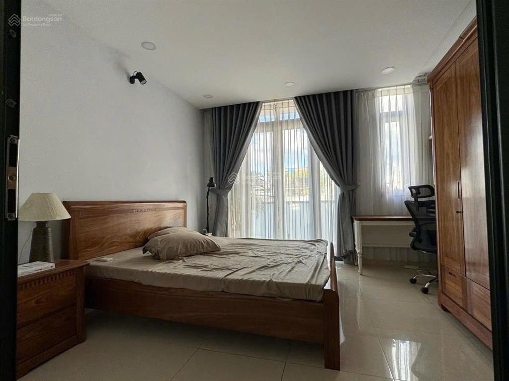 Chủ cần tiền bán gấp nhà vĩnh viễn  p2  q10, gần cao đẳng kinh tế. 82m2 đang cho thuê 25tr