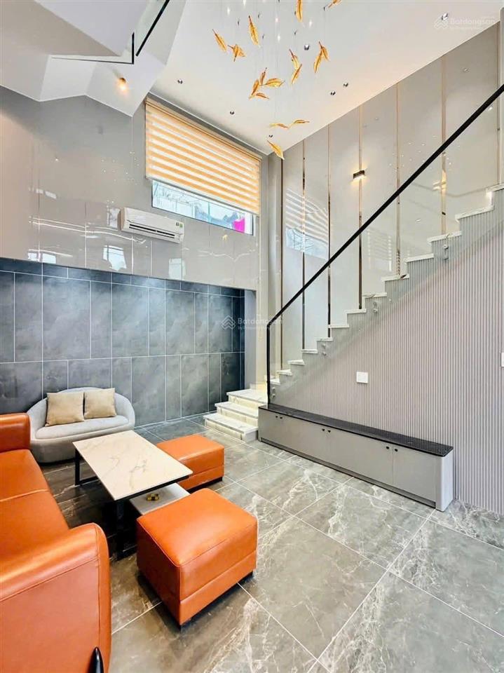 Chính chủ giảm giá bán nhanh nhà trần cao vânquận 3, gần hồ con rùa. 4tỷ  74m2 đang cho thuê 25tr