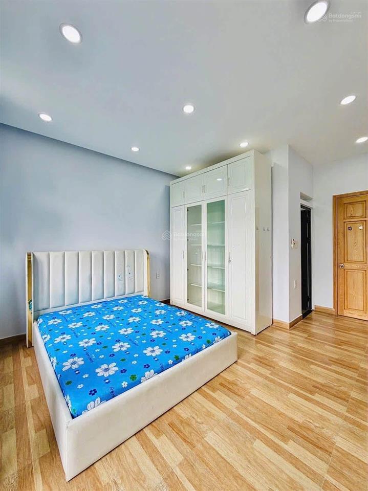 Chính chủ giảm giá bán gấp nhà lò siêup8q11, gần thpt nguyễn hiền. 3tỷ/79m2 đang cho thuê 20triệu