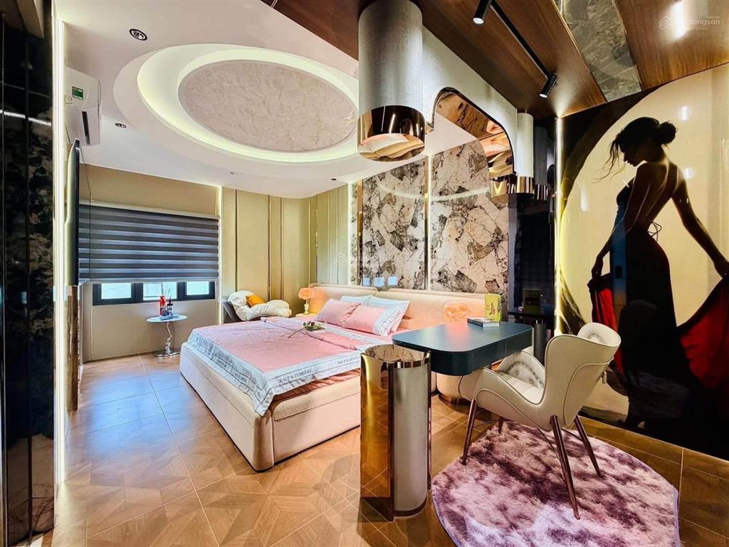 Cô na đi định cư bán nhà nguyễn an ninhbến thànhq1 gần chợ bến thành 5tỷ5/80m2 đang cho thuê 28tr