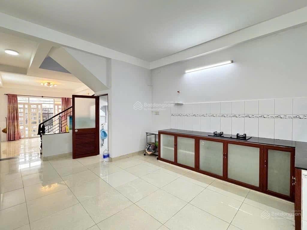 Giảm giá bán nhanh nhà lê quốc hưng  p13  q4, gần chợ xóm chiếu. dt 75m2 đang cho thuê 22tr