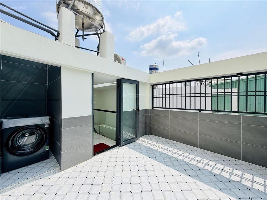 Cần tiền bán gấp nhà đinh tiên hoàng  q1 gần trung tâm thể thao hoa lư. 77m2 cho thuê 26tr/th