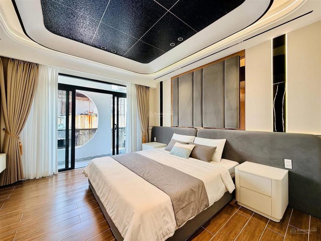 Cần tiền bán gấp nhà đinh tiên hoàng  q1 gần trung tâm thể thao hoa lư. 77m2 cho thuê 26tr/th