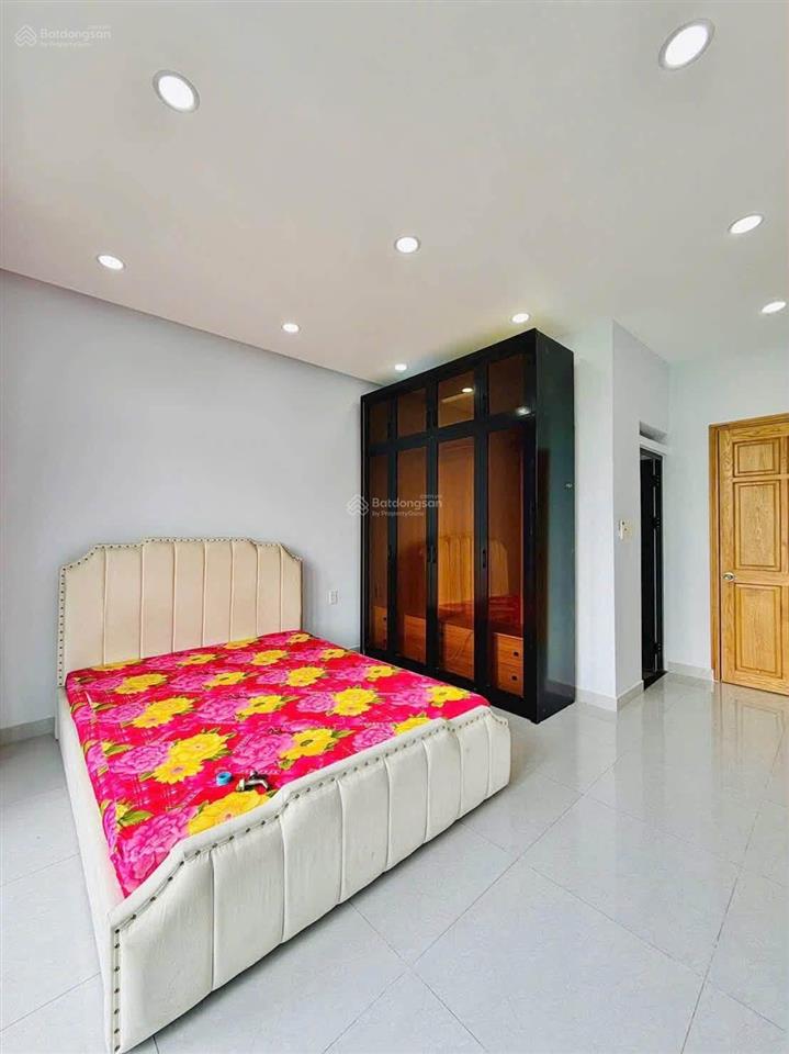 Chính chủ giảm giá bán nhà lò siêup8q11 gần thpt nguyễn hiền. 79m2 đang cho thuê 20triệu