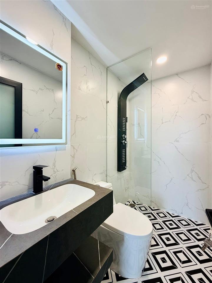Dì hải bán nhà đang cho thuê 31triệu, nguyễn bỉnh khiêm  đa kao  q1, gần thảo cầm viên. dt 80,3m2