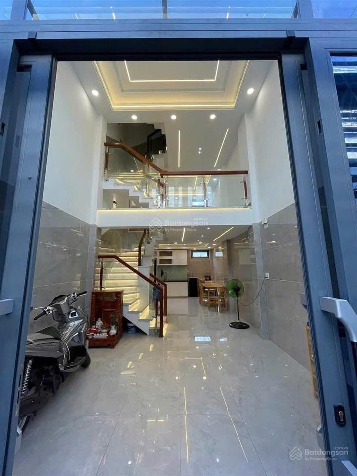 Cô vân đi mỹ ở cần bán nhà nguyễn thái bình q1, gần chợ dân sinh. dt 69m2 đang cho thuê 22tr
