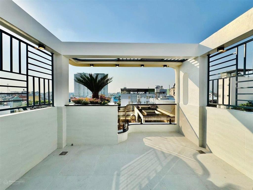Cô hà về quê ở cần bán nhà nguyễn văn giai  đa kao  q1 gần chợ đa kao. 80m2 đang cho thuê 29tr