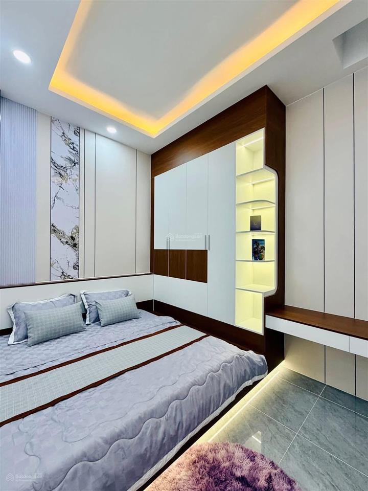 Cô ái đi định cư bán nhà tăng bạt hổp11bình thạnh gần chợ phan văn trị. 80m2 cho thuê 23tr