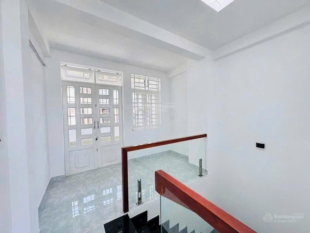 Sở hữu nhà 80m2 đường trần bình trọng  p1  q5 gần cao đẳng kinh tế đối ngoại. đang cho thuê 20tr
