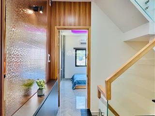 Ôtô ngủ trong nhà 81m2 đường ký hoà quận 5. đang cho thuê 24tr. gần bv đh y dược