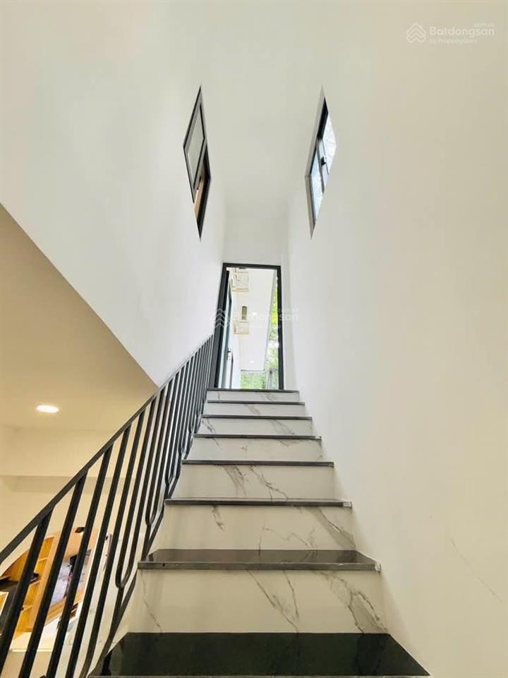 Chính chủ cần bán nhà võ thị sáu, võ thị sáu, q3 gần chợ tân định, giá 4tỷ3 dt 91,16m2 (5,3x17,2m)