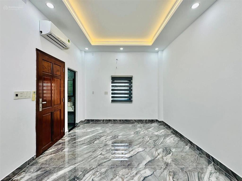 Với 5tỷ8 sở hữu nhà 100m2 trần hưng đạo, cầu kho, q1, gần th trần hưng đạo thuê 38tr/th