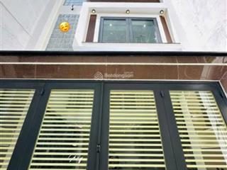 Chú trọng bán nhà tôn thất đạm, bến nghé, q1 giá 4tỷ9 gần chợ bến thành dt 77m2, cho thuê 33tr/th