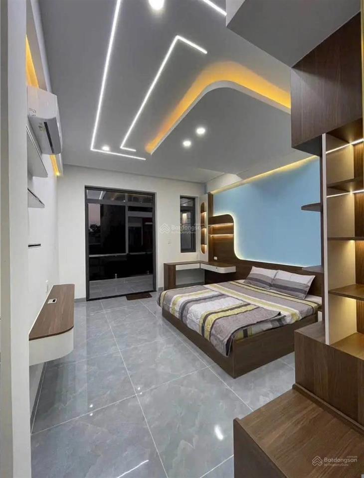 Cô lý bán nhà hồ biểu chánh, p11, phú nhuận gần bệnh viện an sinh giá 3tỷ8 dt 90m2 thuê 25 triệu/th